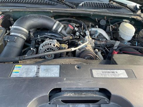 Used 2005 Chevrolet Silverado 2500 LT w/ Heavy-Duty Power Package AWD/4WD image 30