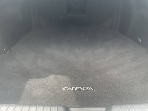 Used 2015 Kia Cadenza Premium w/ Technology Package FWD image 8