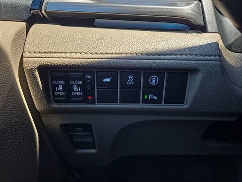 Used 2024 Honda Odyssey Elite image 49