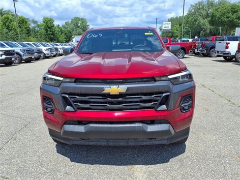New 2025 Chevrolet Colorado LT w/ LT Convenience Package image 9