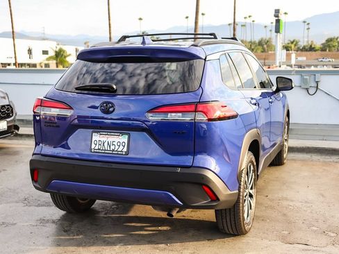 Used 2022 Toyota Corolla Cross XLE FWD image 9