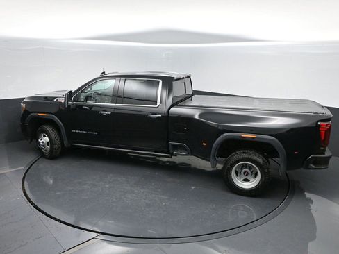Used 2023 GMC Sierra 3500 Denali w/ Denali Ultimate Package image 44