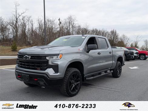 Used 2025 Chevrolet Silverado 1500 LT Trail Boss w/ Convenience Package II image 1