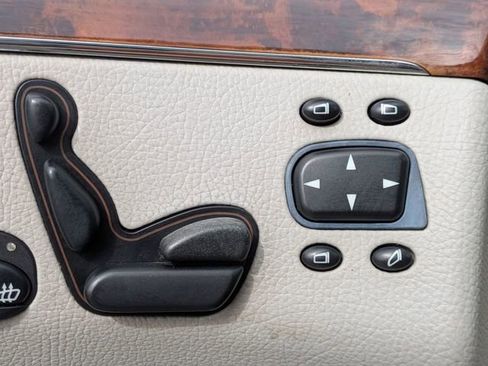 Used 2003 Mercedes-Benz S 500 4MATIC image 24