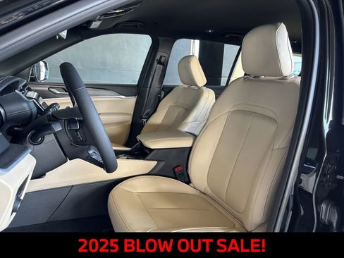 New 2025 Jeep Grand Cherokee L Limited AWD/4WD image 23