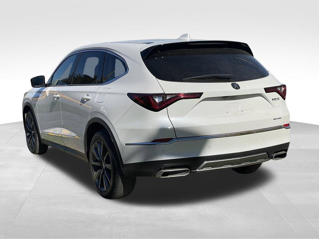 Used 2025 Acura MDX w/ Technology Package AWD/4WD image 5