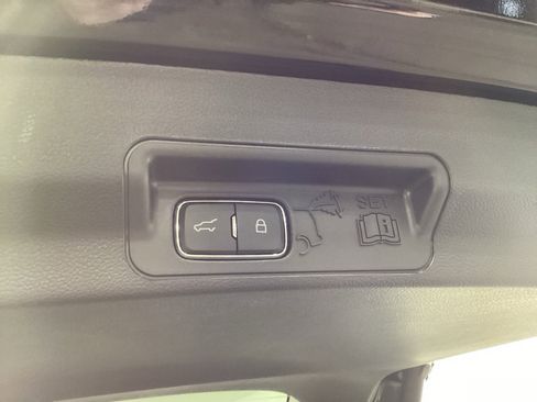 New 2026 Ford Explorer Platinum AWD/4WD image 11