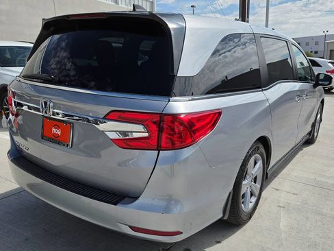 Used 2018 Honda Odyssey EX image 8