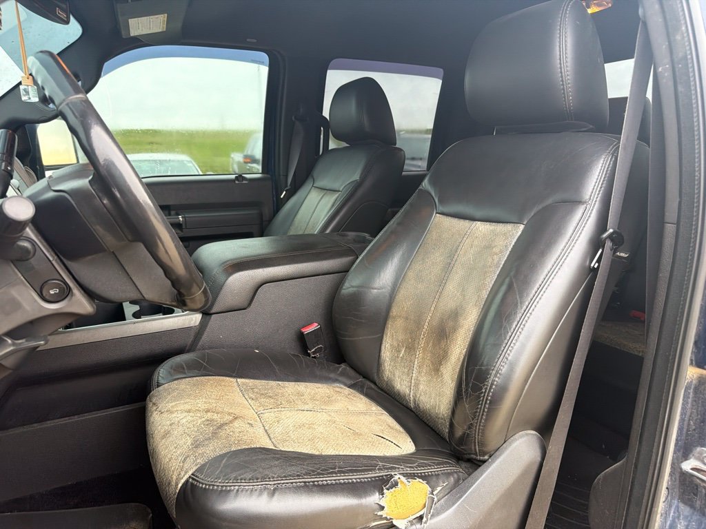 Used 2011 Ford F250 Lariat w/ Lariat Interior Pkg AWD/4WD image 9