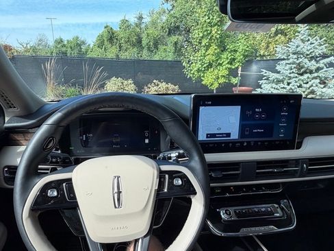 New 2025 Lincoln Corsair Grand Touring w/ Equipment Group 301A image 26