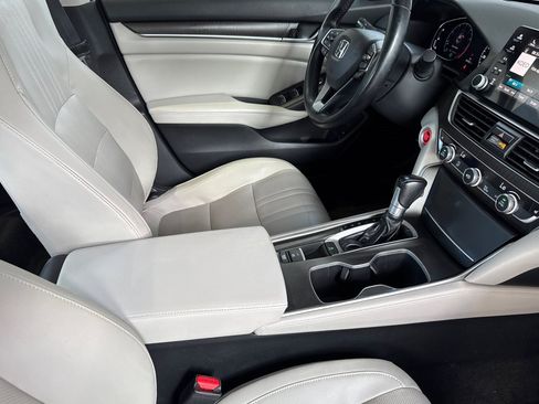 Used 2018 Honda Accord EX-L image 19