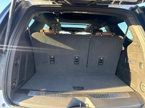 Used 2024 Chevrolet Tahoe High Country w/ Premium Package image 20