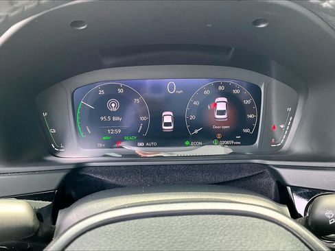 Used 2025 Honda Accord Sport image 44