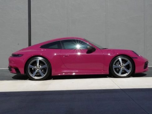 Used 2023 Porsche 911 Carrera T RWD image 4