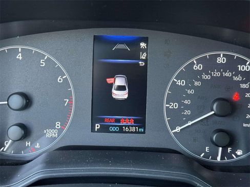 Used 2025 Toyota Corolla LE image 12