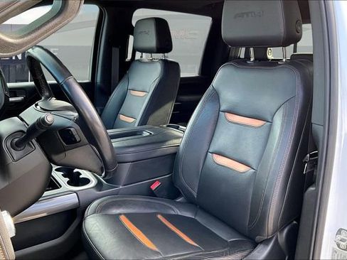 Certified 2021 GMC Sierra 2500 AT4 w/ AT4 Preferred Package image 26