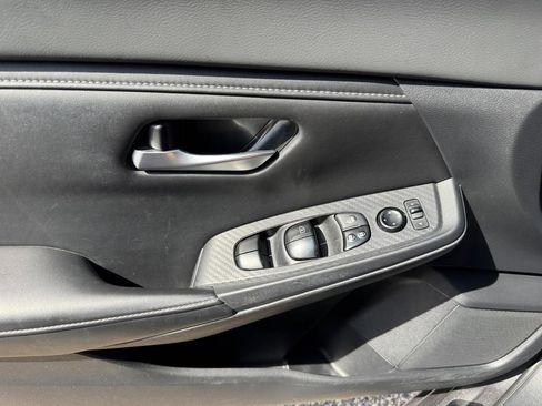 Used 2022 Nissan Sentra SV w/ All-Weather Package FWD image 21