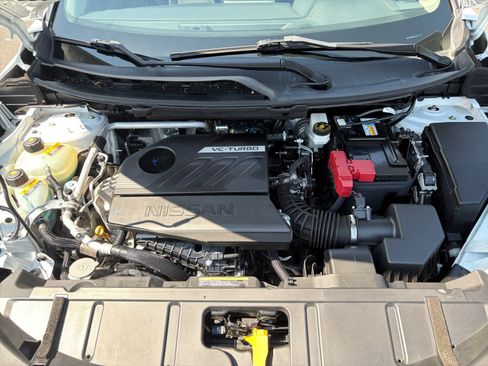 Used 2024 Nissan Rogue SV AWD/4WD image 22