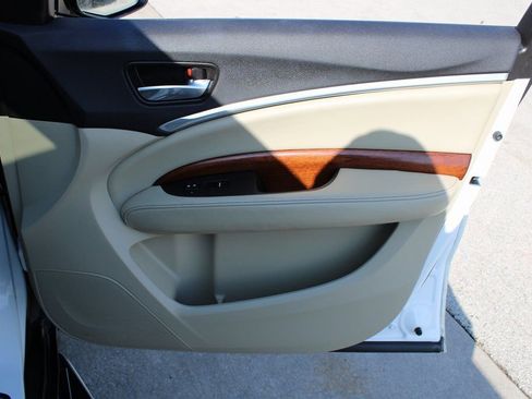 Used 2018 Acura MDX FWD w/ Advance Package image 27