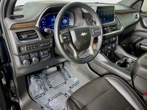 Used 2023 Chevrolet Tahoe High Country AWD/4WD image 9