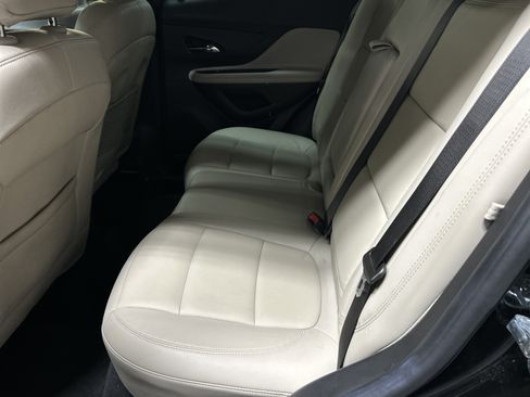 Used 2019 Buick Encore Essence w/ Safety Package II FWD image 8