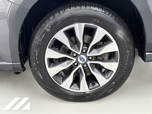 Used 2025 Subaru Outback Limited image 34