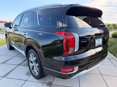 Used 2022 Hyundai Palisade Limited FWD image 7