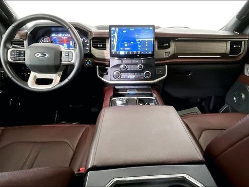 Used 2022 Ford Expedition Max Limited image 15