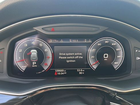 Used 2019 Audi Q8 Premium w/ Convenience Package AWD/4WD image 26