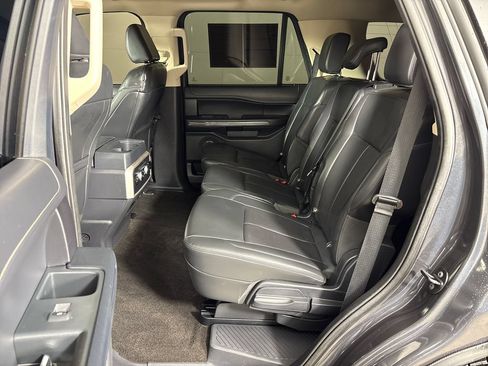 Certified 2022 Ford Expedition XLT AWD/4WD image 30