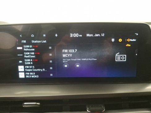 Used 2023 Kia Telluride S image 19