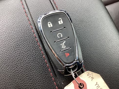 Used 2021 Chevrolet Blazer RS image 32