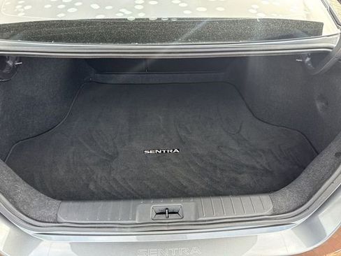 Used 2024 Nissan Sentra S FWD image 27