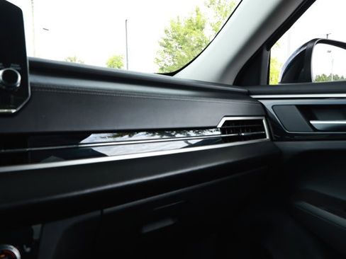 Used 2024 Mitsubishi Outlander SE FWD image 25
