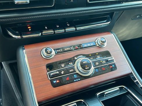 Certified 2023 Lincoln Aviator Grand Touring w/ Elements Package Plus AWD/4WD image 17