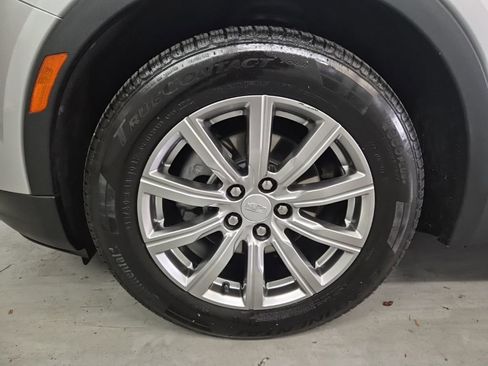 Used 2021 Cadillac XT4 Premium Luxury w/ Cold Weather Package image 9