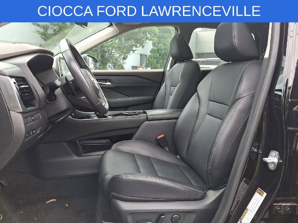 Used 2023 Nissan Rogue SL AWD/4WD image 16