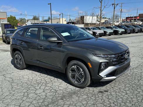 New 2026 Hyundai Tucson Blue SE AWD/4WD image 2