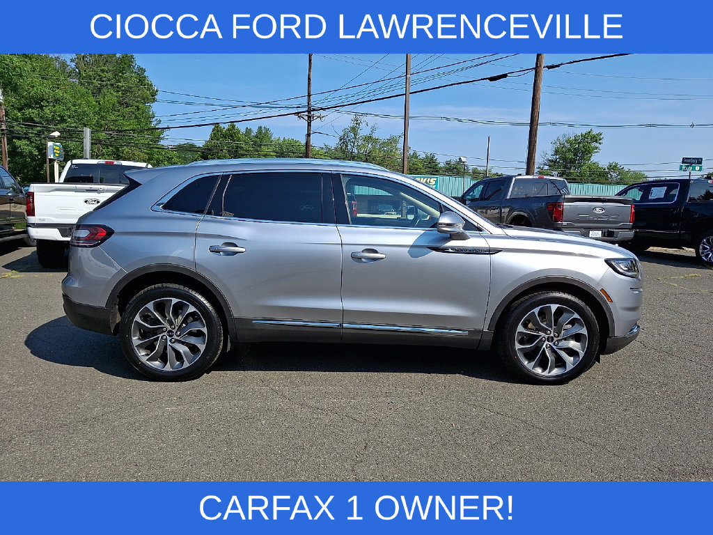 Used 2023 Lincoln Nautilus Reserve AWD/4WD image 10