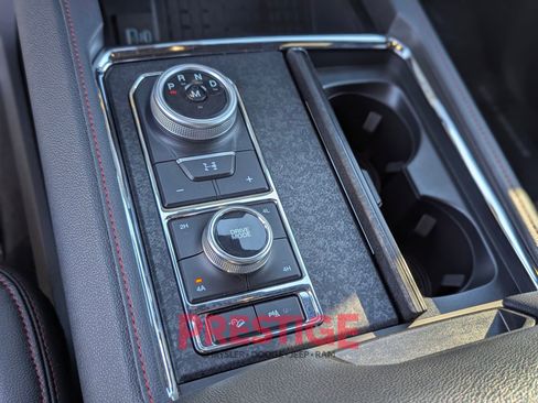 Used 2023 Ford Expedition Max Limited image 30