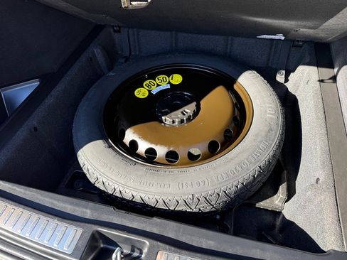 Used 2018 Mercedes-Benz GLE 350 4MATIC image 19