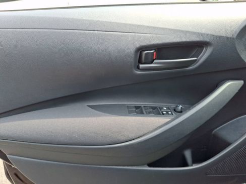 Certified 2025 Toyota Corolla LE FWD image 13