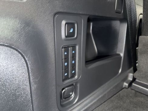 Used 2025 Ford Expedition Active image 42