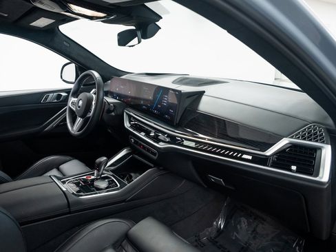 Used 2024 BMW X6 M Competition image 27