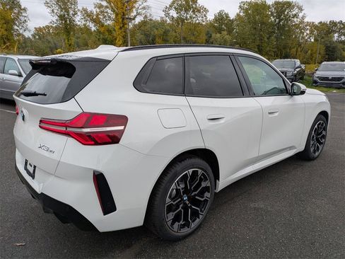New 2026 BMW X3 xDrive30 w/ M Sport Package image 3