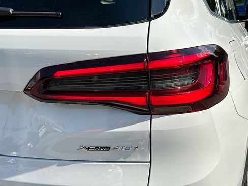 Certified 2023 BMW X5 xDrive40i w/ Premium Package image 32