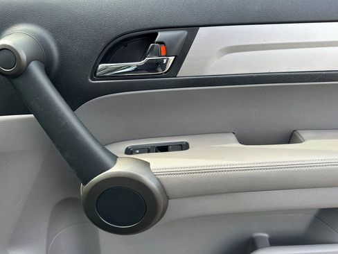 Used 2011 Honda CR-V EX-L image 19