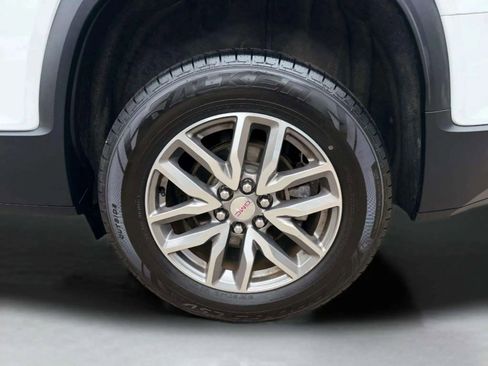 Used 2019 GMC Acadia SLE image 41