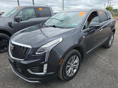 Used 2023 Cadillac XT5 Premium Luxury w/ Technology Package AWD/4WD image 1