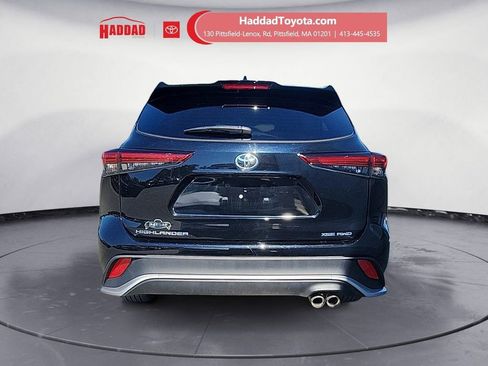 Used 2023 Toyota Highlander XSE AWD/4WD image 4